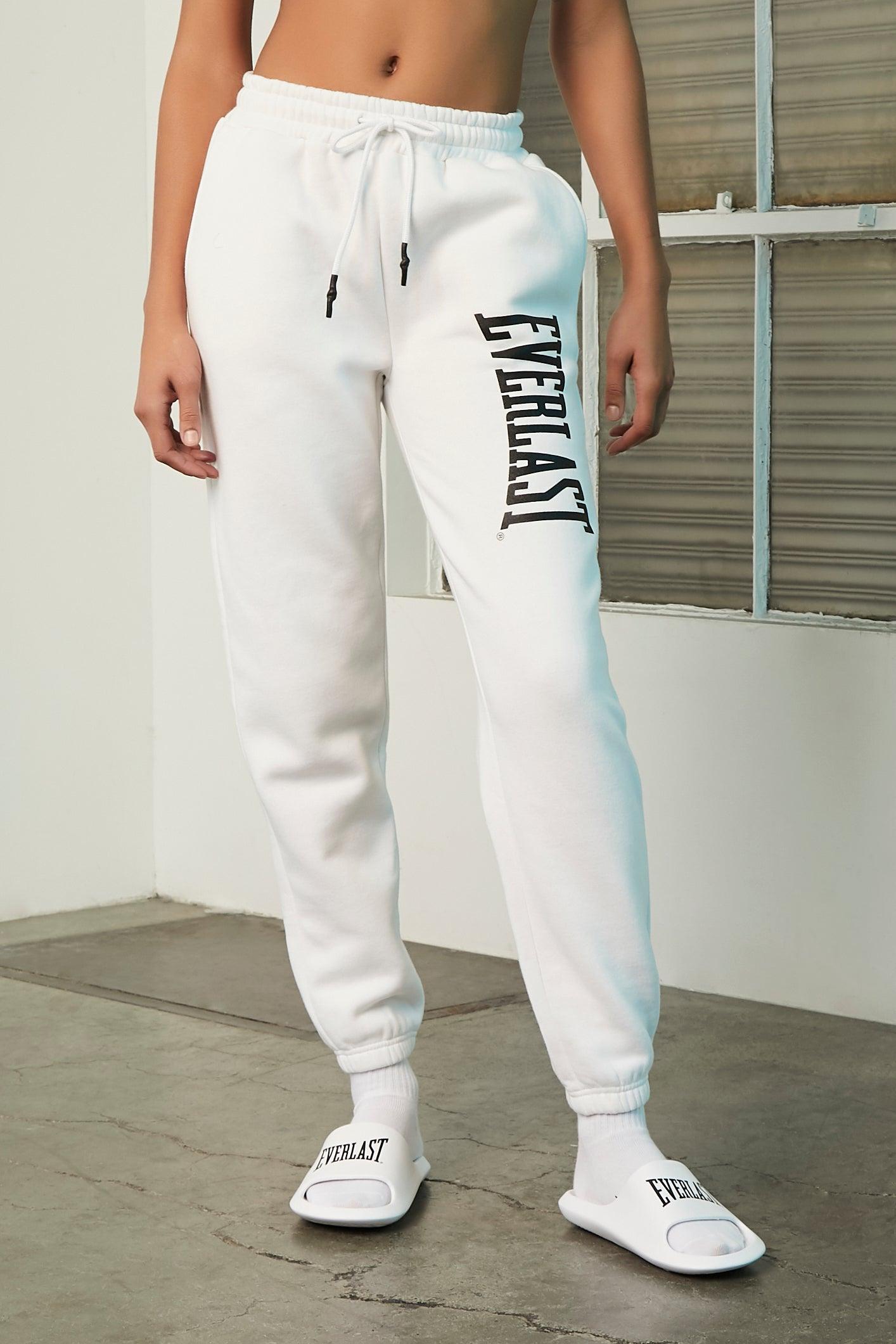 https://forever21.my/cdn/shop/products/active-everlast-graphic-joggers-forever-21-3_e872250d-e2ad-4aa5-9f1a-f5b5541d70f0.jpg?v=1685607324